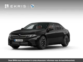 BMW i3 50 xDrive | First Edition | M Sportpakket | Verlichte Iconic Glow Grille | Panoramadak | Harm