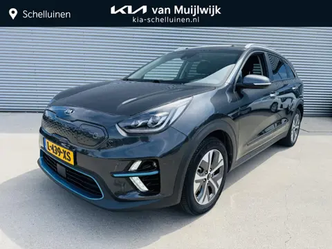 Kia e-Niro ExecutiveLine 64 kWh SOH 100% | NW geleverd & Onderhouden | Trekhaak | Warmtepomp | Schui