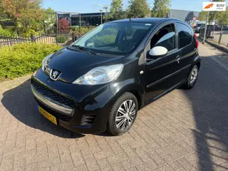 Peugeot 107 1.0-12V Sportium **AIRCO** NETJES*