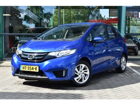 Honda Jazz 1.3 i-VTEC Comfort Automaat 102pk | NL-auto | Parkeersensoren vóór én achter |