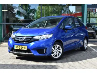 Honda Jazz 1.3 i-VTEC Comfort Automaat 102pk | NL-auto | Parkeersensoren vóór én achter |