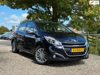 Peugeot 208 1.2 PureTech Allure | Pano + Cruise + Clima + Navi Nu € 7.975,-!!!