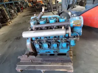 Lister-Petter 4 cillinder motor