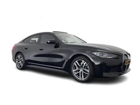 BMW i4 eDrive40 High Executive 84 kWh [3-Fase-11kW] {SoH-98%} (INCL.BTW) *PANO | HEAD-UP | LEATHER |
