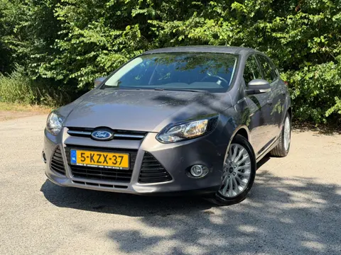 Ford Focus 1.0 EcoBoost Titanium | Cruise control + Navi Nu € 3.950,- !!!