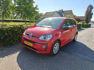 Volkswagen up! 1.0 BMT high up! CLIMA 106361 KM BJ 2019