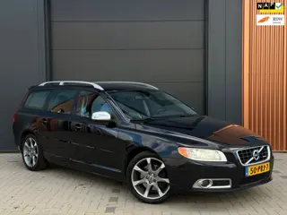 Volvo V70 2.0T R-Edition|Navi|Stoelverwarming|Parkeersensoren|Climate Control|Cruise Control