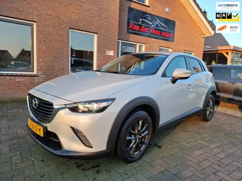 Mazda CX-3 2.0 SkyActiv-G 120 Dynamic. Dealer onderhouden, in nieuwstaat. O.a. navigatie, bluetooth,