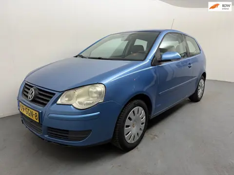 Volkswagen Polo 1.4-16V Comfortline # Airco # Groot scherm # 4 nw banden # Nap