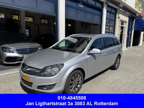 Opel Astra Wagon 1.6 Cosmo NW APK (bj 2010)
