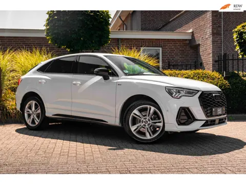 Audi Q3 Sportback 45 TFSI e S Edition 245 PK S-Line ACC Matrix LED Keyless B&O Black Optic Camera 19
