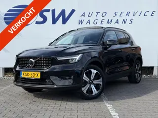 Volvo XC40 1.5 T4 Plug-in hybrid Plus Dark | Pano | Trekhaak | Pilot Assist | 360* Camera | 19 inch