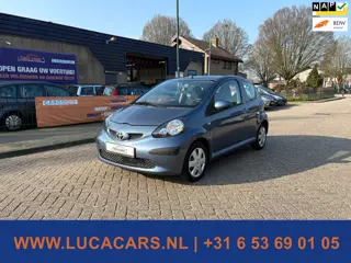 Toyota Aygo 1.0-12V Comfort NIEUWE APK!
