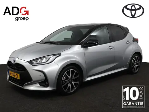 Toyota Yaris 1.5 Hybrid Executive | Bi-Tone | Adaptive Cruise Control | Stoelverwarming | Apple carp