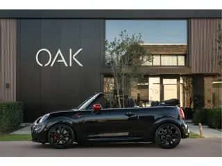 MINI Cabrio 2.0 John Cooper Works F1 Aut. | Navigatie | Schaalstoelen | H&K | Head-Up | Camera | 18"