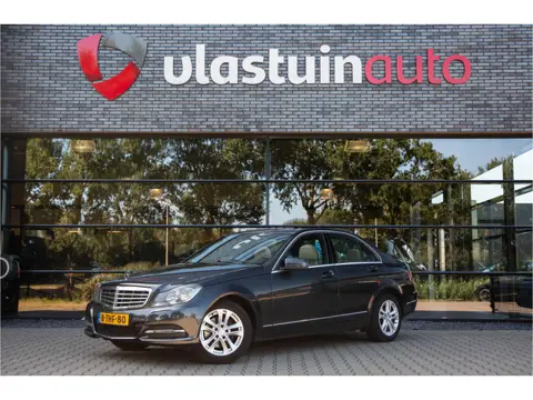 Mercedes-Benz C-Klasse 220 CDI BlueEFFICIENCY Edition Avantgarde ,Panoramadak, Trekhaak, Navigatie,