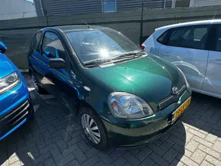 Toyota Yaris 1.3-16V VVT-i Luna NL AUTO & NAP KM.s