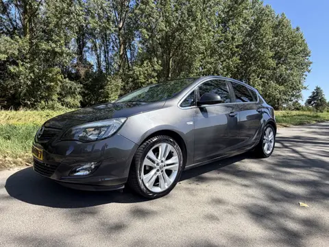 Opel Astra 1.4 Turbo Sport (bj 2011)