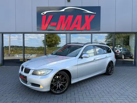BMW 325i Touring Executive Xenon Leer NaviProf Stoelvw Trekh