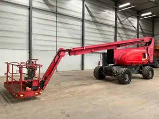 JLG 800 AJ (bj 2011)