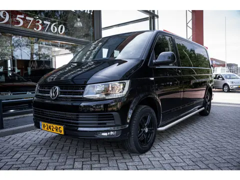 Volkswagen Transporter 2.0 TDI 150pk L2 Dubbel cabine DSG aut. | Trekhaak | Parkeerhulp | Navigatie 