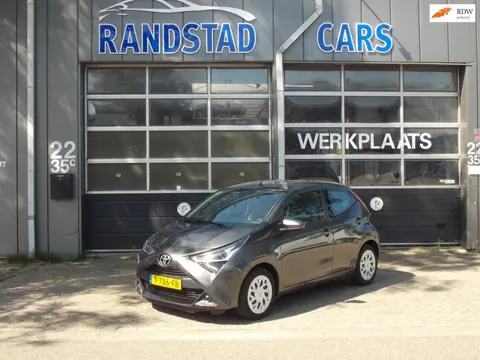 Toyota Aygo 1.0 VVT-i x-otic Automaat Airco Camera Elek Pakket 5Deurs 2022bj GARANTIE