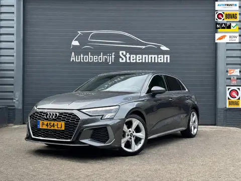 Audi A3 Sportback 30 TFSI S-Line | Carplay | LED | Stoelverw.