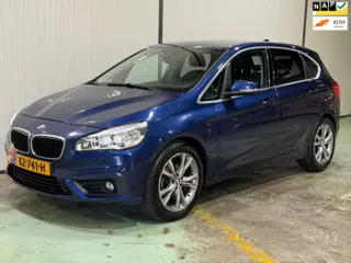 BMW 2-serie Active Tourer 218d Centennial High Executive TREKHAAK - M PAKKET - NETTE STAAT!