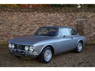 Alfa Romeo 2000 GTV Bertone "Fully/TOP restored" A "full bare metal" restoration, In terms of qualit