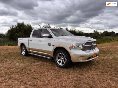 Dodge Ram 1500 5.7 V8 4x4 Quad Cab 6'4 Longhorn MARGE