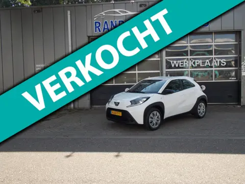 Toyota Aygo X 1.0 VVT-i S-CVT Play Automaat Camera Airco Elek Pakket 5Deurs 2025bj GARANTIE