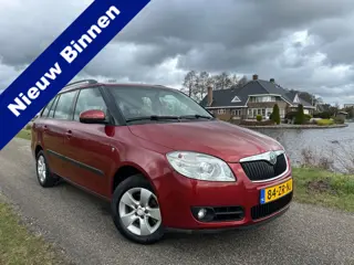 Škoda Fabia Combi 1.4-16V Elegance Airco / Cruise / Trekhaak