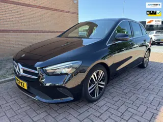 Mercedes-Benz B-klasse 180 Business Solution Luxury, Automaat, Leder, Sfeer, Wide screen,
