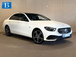 Mercedes-Benz E-Klasse 300e 4 Matic Avantgarde-PANORAMA-NIGHT-WIDESCREEN-CAMERA-SPOORPAKKET-COMPLEET