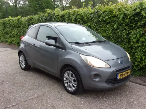 Ford Ka 1.2 Titanium apk 02-2027 AIRCO