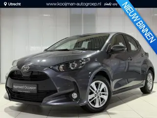 Toyota Yaris 1.5 Hybrid 115 Business  Stoel/stuurwielverwarming , Parkeersensoren voor en achter , C