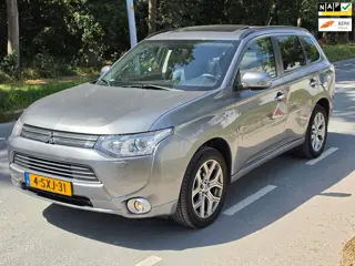 Mitsubishi Outlander 2.0 PHEV instyle / AIRCO / NAP