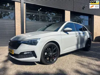 Skoda Scala 1.0 TSI Sport Business Black pack Pano Digi