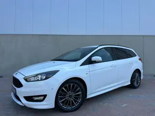 Ford FOCUS Wagon 1.0 ST-Line Distrutieriem Vervangen, Climate C, Navigatie!!!!