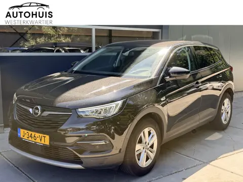 Opel Grandland X 1.2 Turbo 130pk Automaat Business Executive Navigatie Trekhaak Apple Carplay Lane A