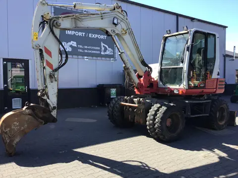 Takeuchi TB295W (bj 2015)