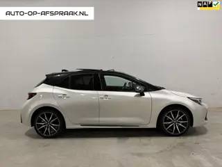 Toyota Corolla Hybrid 180 GR Sport Automaat HUD Pano JBL Camera