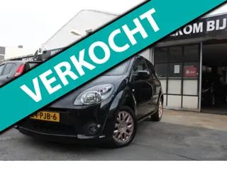 Renault Twingo 1.2-16V Miss Sixty / Airco / Apk Nieuw / Bleutooth