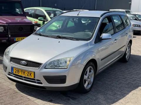 Ford Focus Wagon 1.6-16V Trend 2006 Airco Automaat