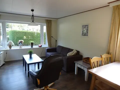 Te koop vakantiewoning op rustig park op de Veluwe met verhu