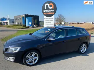 Volvo V60 | 2015 | 2.4 D6 Twin Engine R-Design | APK | AUTOMAAT
