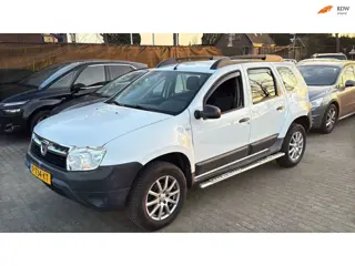 Dacia Duster 1.6 Lauréate 2wd AIRCO (komt binnen)