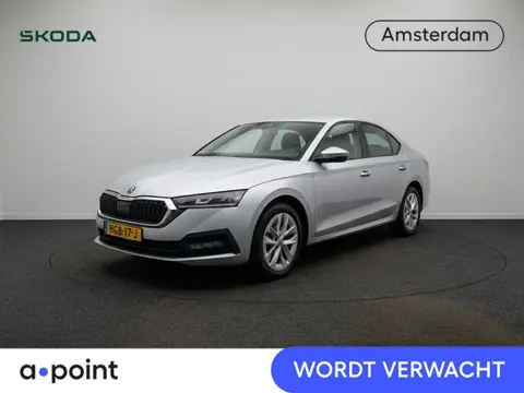 Skoda Octavia 1.5 TSI MHEV Business Edition Plus 115 pk Automaat | Verlengde garantie | Navigatie | 