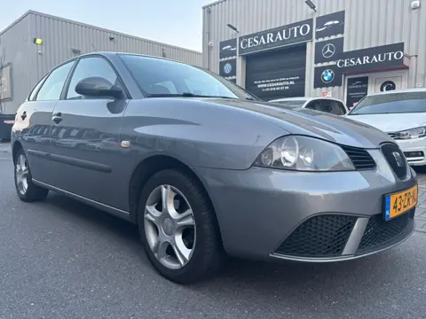 SEAT Ibiza 1.4-16V 5 DEURS / AIRCO / NIEUWE APK (bj 2008)