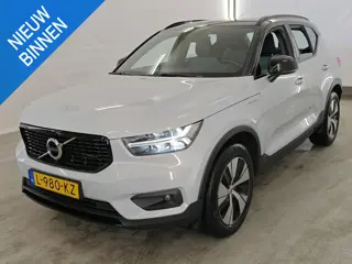 VOLVO XC40 1.5 T4 RECHARGE R-DESIGN EXPRESSION (92% SOH) I AUTOMAAT I TREKHAAK I APPLE CARPLAY I ADA